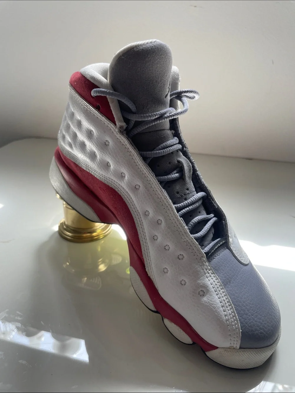 Jordan Kids Gray, White & Red Retro Sneakers 2014 sz 6 Y